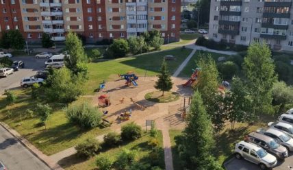 Депутат Совета депутатов Вадим Артемьев поделился успехами в работе