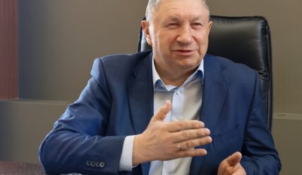 Работа с обращениями не останавливается