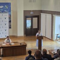Планерка, клещи и мобильная медицина