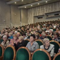 Говорят, что молодость даётся всем, а старость — избранным.